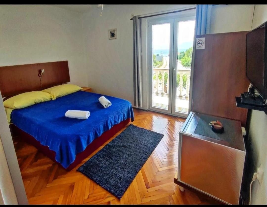 Manora Sucuraj 2 Bedroom Apartment Eksteriør bilde